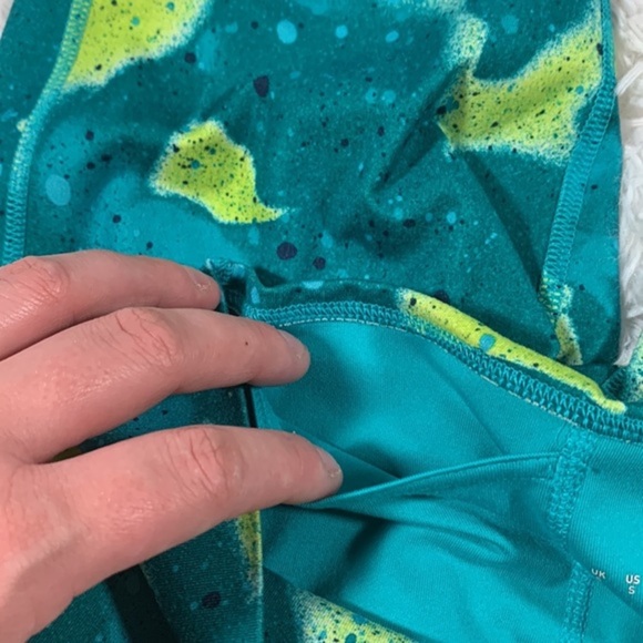 Adidas Climalite Mid-Rise Blue & Green Speckled Cropped Leggings - Picture 7 of 9